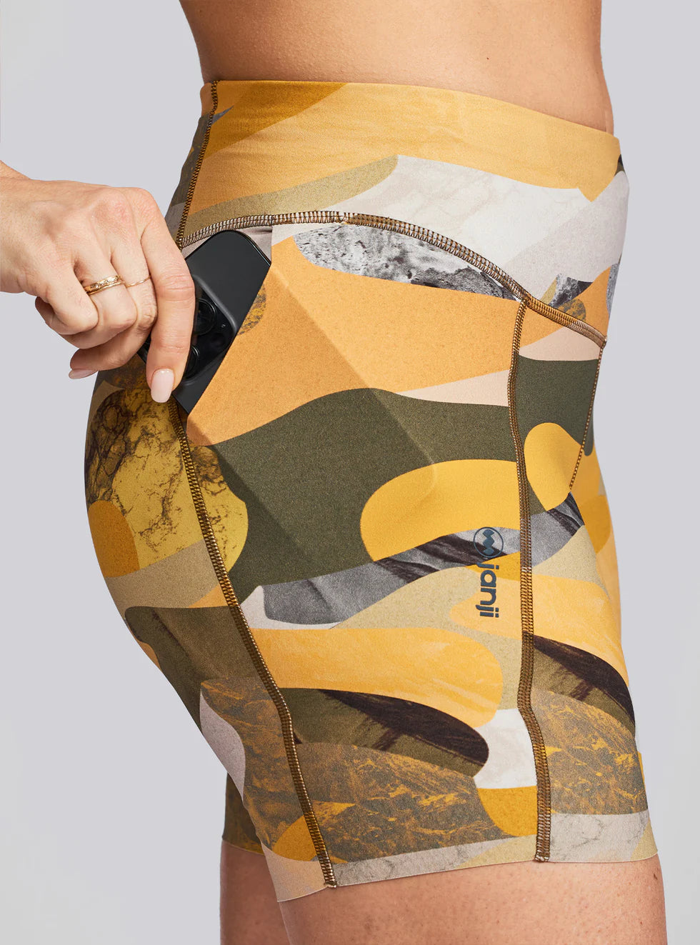 Janji - 5" Pace Short