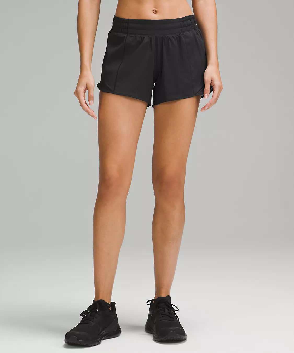 lululemon - Hotty Hot LR Short 4" Lined