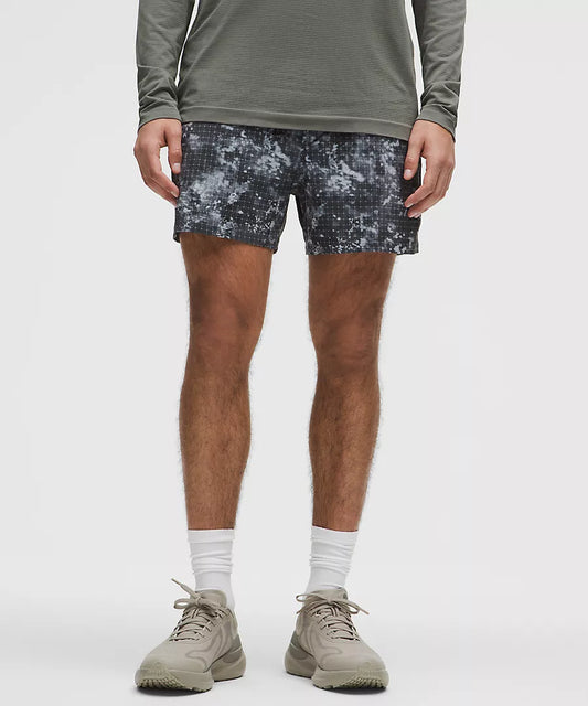 lululemon - Pace Breaker Short 5" Linerless